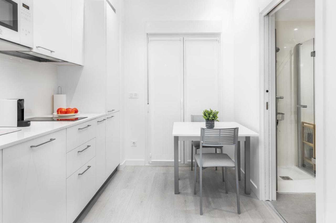 Santa Marina Apartamentuak Zarautz Luaran gambar