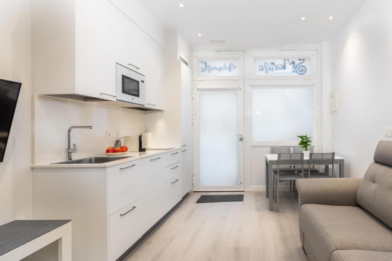Santa Marina Apartamentuak Zarautz Luaran gambar