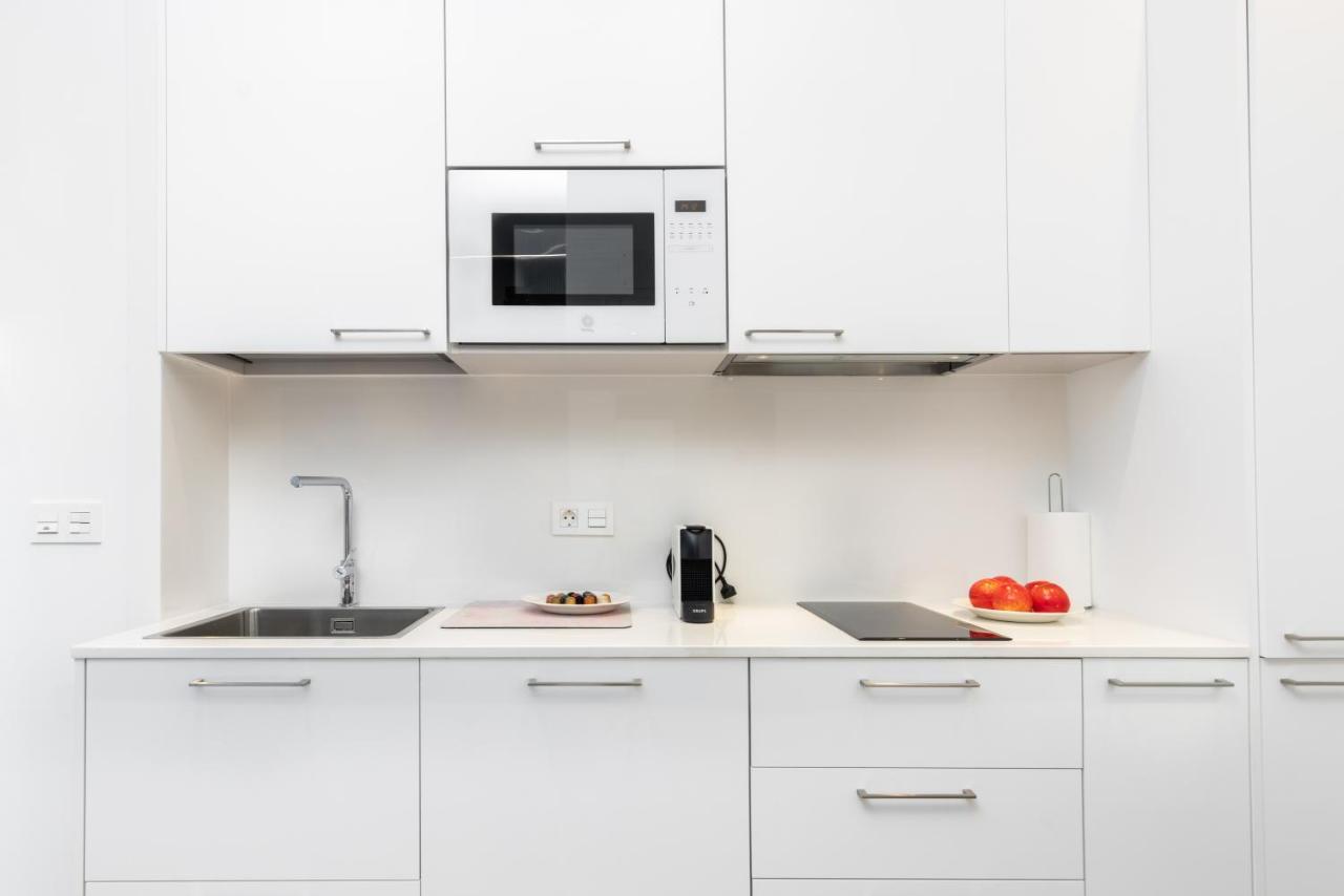 Santa Marina Apartamentuak Zarautz Luaran gambar