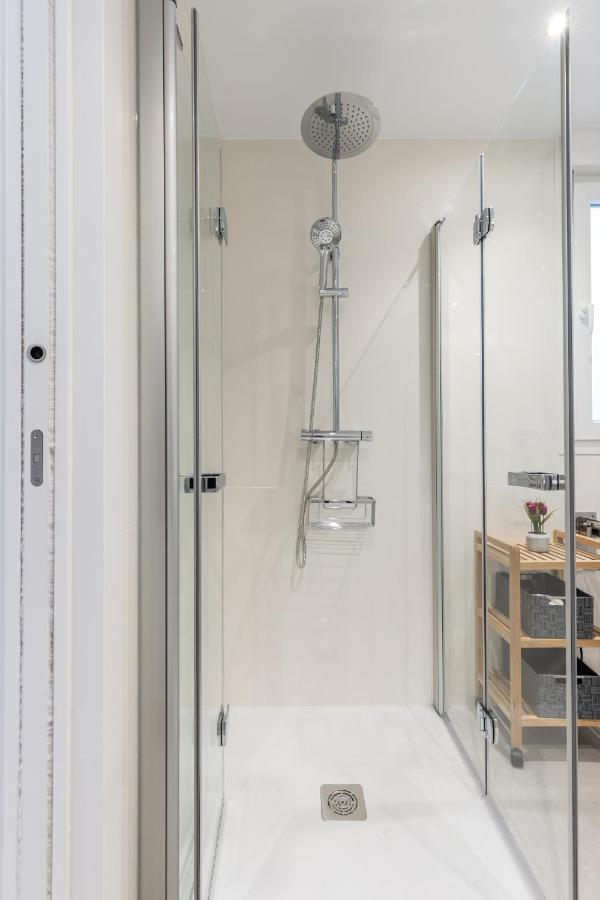 Santa Marina Apartamentuak Zarautz Luaran gambar